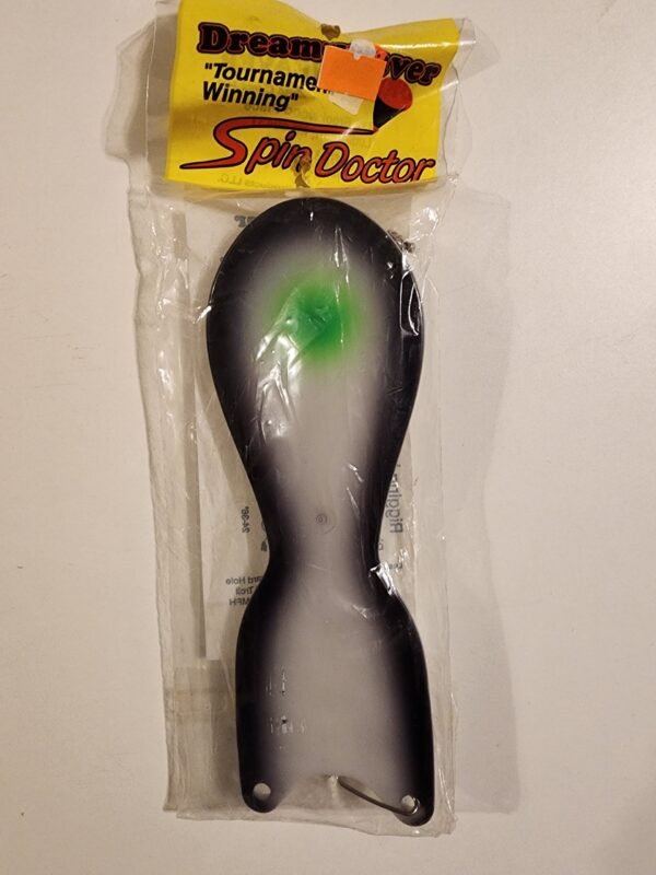 Dreamweaver "Tournament Winning" Spin Doctor 8": Sea sick Waddler 70518 (black outter/green dot)