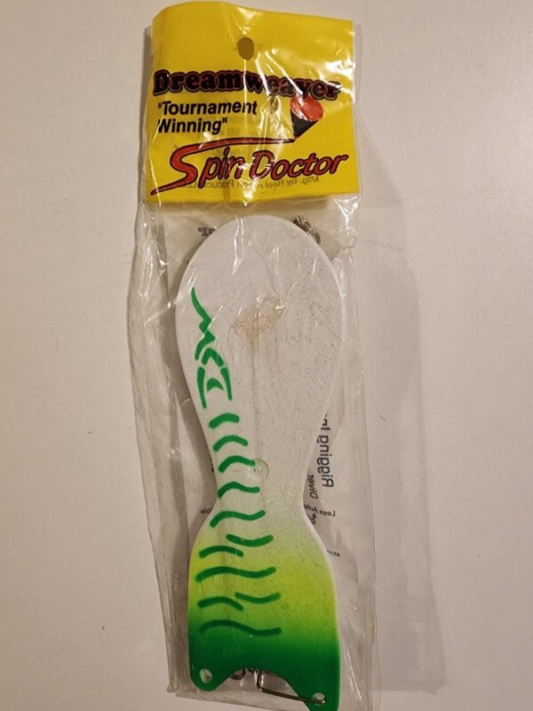 Dreamweaver "Tournament Winning" Spin Doctor 8": Green Tiger 70011 (Green/chart/white DW)