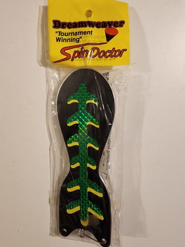 Dreamweaver "Tournament Winning" Spin Doctor 8": Habanero 70930 (blk/green ladder back)